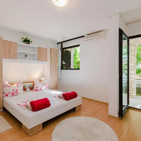 Julia 4,5 Apartman Selce