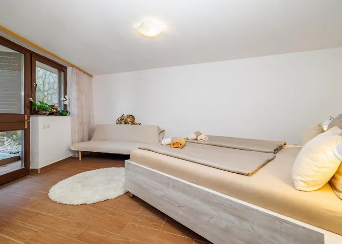 Julia 4,5 Appartement *