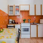 Julia 4,5 Appartement *